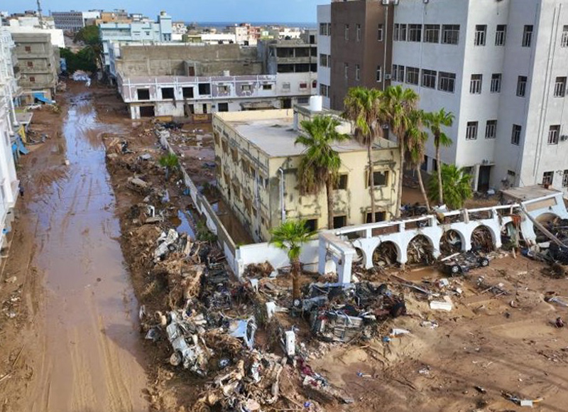 UNI-House 丨 كيفية استخدام الحاويات لمساعدة السكان المحليين في ليبيا على حل كوارث الفيضانات المحلية